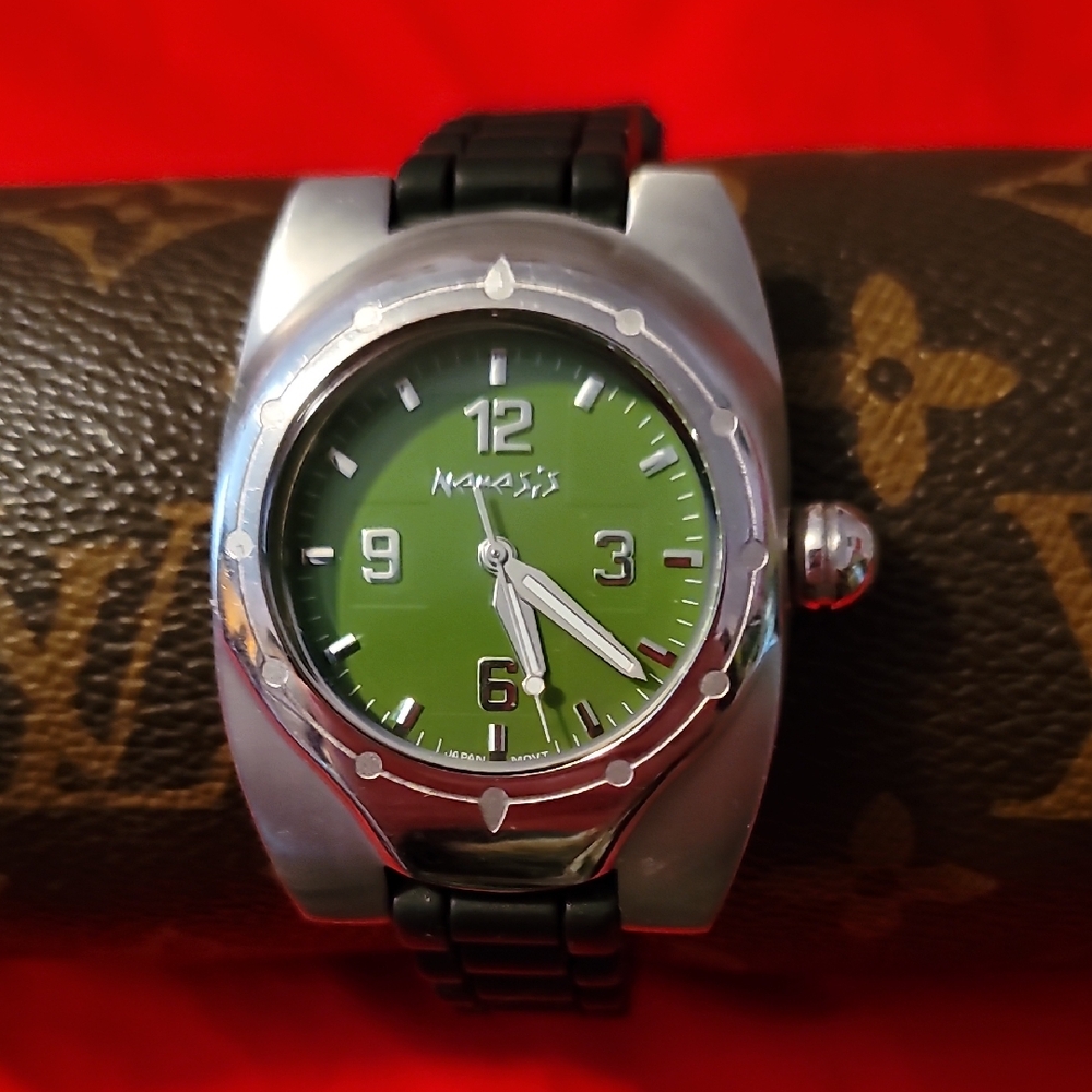 Nemesis Silver With Green Face Vintage Chunky Mens‎ Watch With Replacement Band